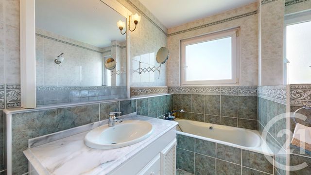 Appartement T3 &agrave; vendre - 3 pi&egrave;ces - 75,44 m2 - Anglet - 64 - AQUITAINE