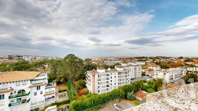 Appartement F4 &agrave; vendre - 4 pi&egrave;ces - 92 m2 - Biarritz - 64 - AQUITAINE