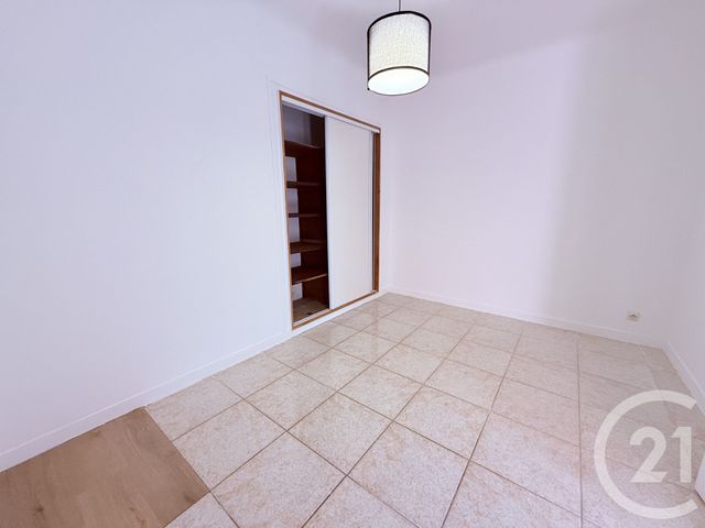 Maison &agrave; louer - 5 pi&egrave;ces - 155 m2 - Boucau - 64 - AQUITAINE