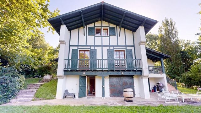 Maison &agrave; vendre - 8 pi&egrave;ces - 180 m2 - Arcangues - 64 - AQUITAINE