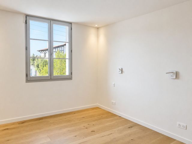 Appartement F5 &agrave; vendre - 5 pi&egrave;ces - 162,05 m2 - Biarritz - 64 - AQUITAINE