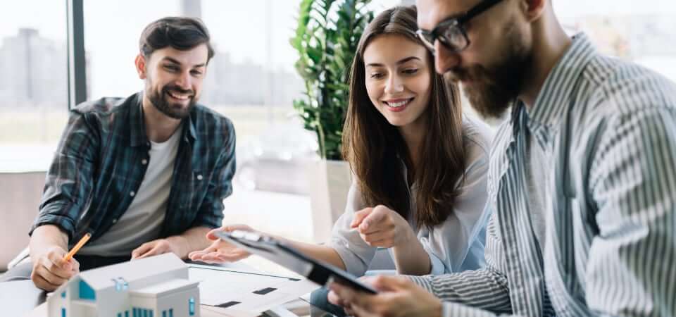 l'équipe de l'agence Indarra Pro